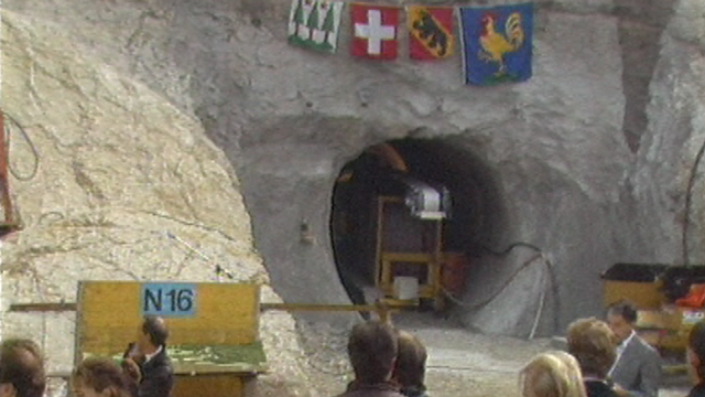 Tunnel de Pierre-Pertuis [RTS]