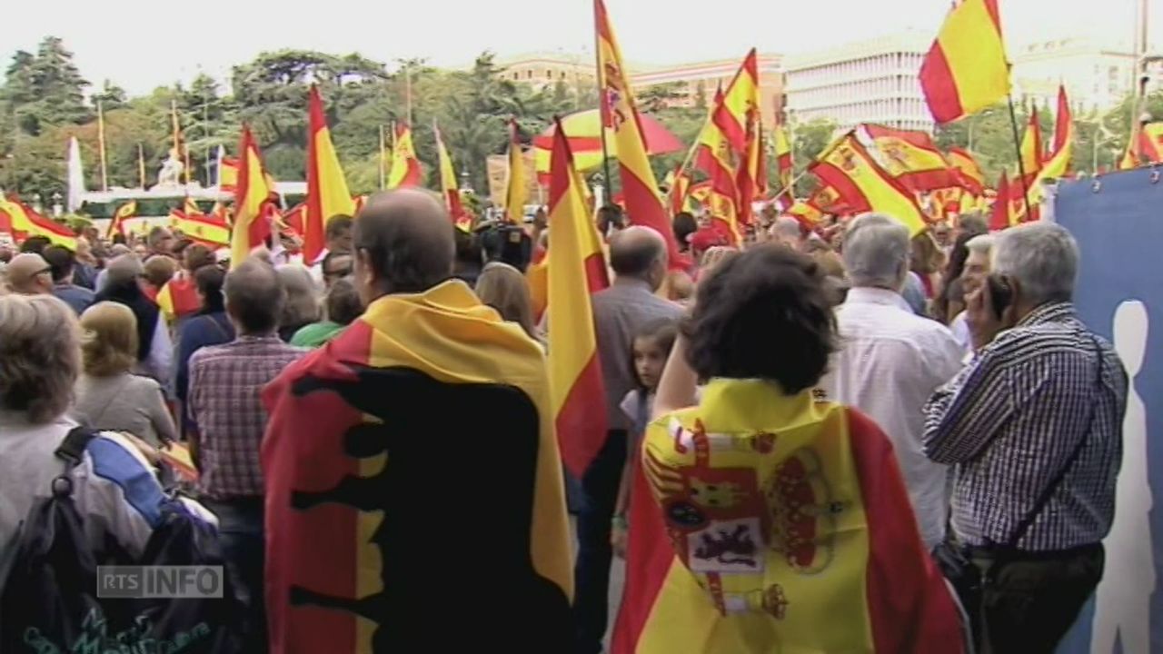 Des milliers de manifestants pro-unité défilent à Madrid et Barcelone [RTS]