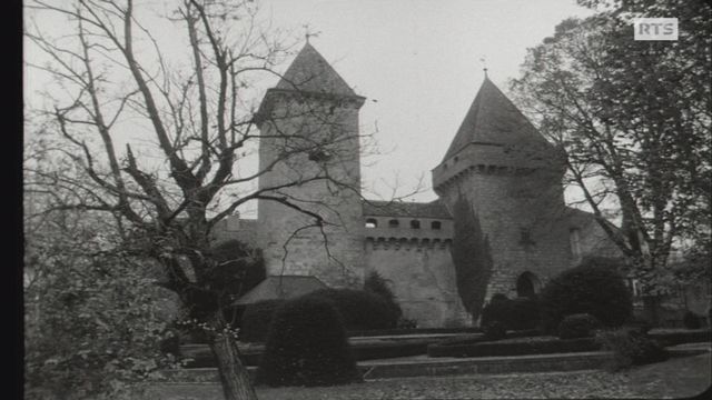 Châteaux de Suisse romande [RTS]