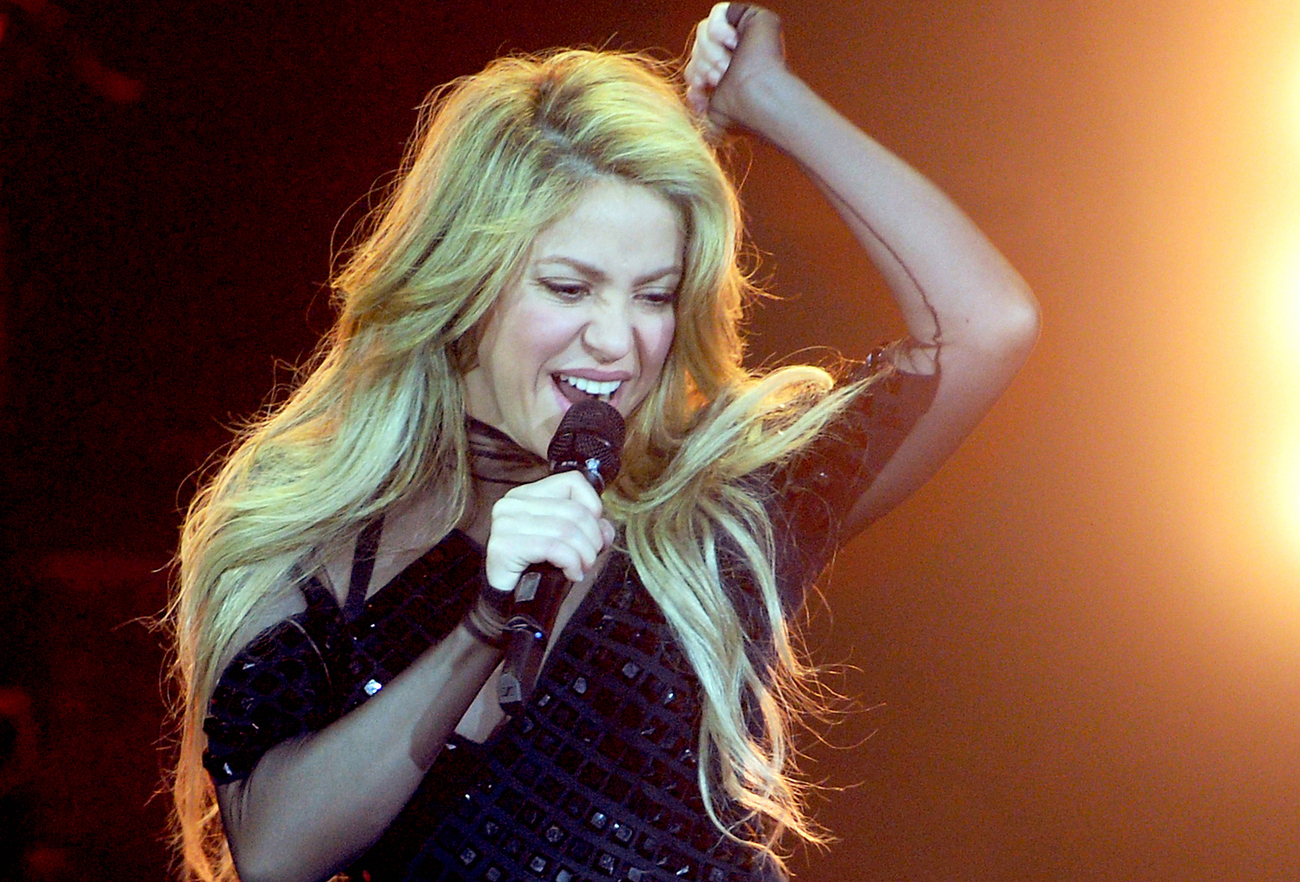 Shakira interrompt sa tournée et ne se produira pas à Zurich en décembre - rts.ch ...1300 x 882