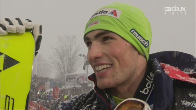 Kitzbuehel (AUT), slalom messieurs 2e manche: la joie de Daniel Yule (SUI) après sa 3e place [RTS]
