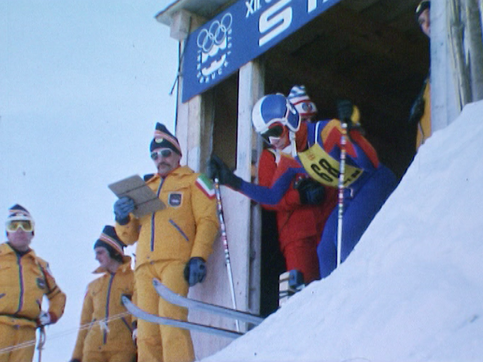 Innsbruck 1976: concurrent au départ de la descente des JO. [RTS]
