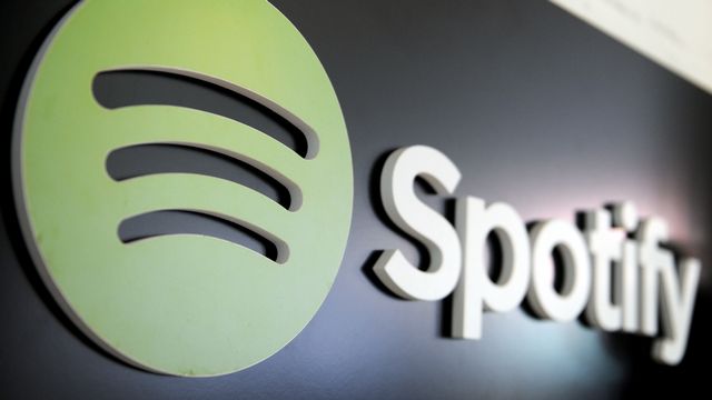 Un individu basé en Bulgarie aurait escroqué la plateforme de streaming musical Spotify par le biais de playlists manipulées artificiellement. [BRITTA PEDERSEN / ZB / DPA]