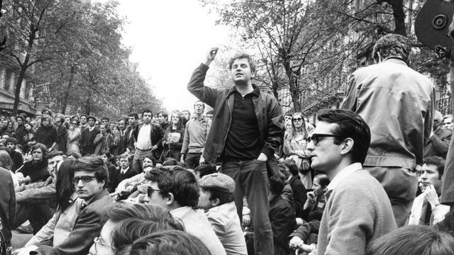 Manifestants en mai 68. [RUE DES ARCHIVES/AGIP - KEYSTONE]