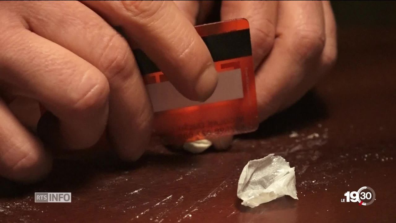 Consommateurs de cocaïne: pour la police, traquer l'acheteur n'est pas une priorité [RTS]