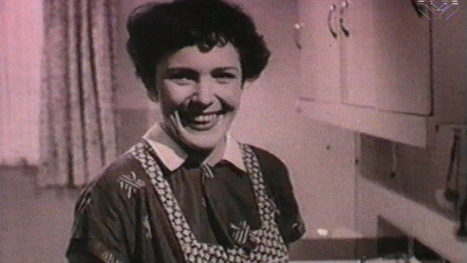 Betty Bossi fait le bonheur des ménagères suisses depuis les années 50. [RTS]