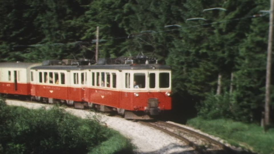 Le petit train Yverdon - Sainte-Croix [RTS]