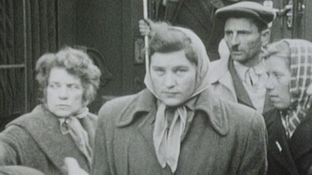 En 1956, les réfugiés hongrois affluent en Suisse [RTS]