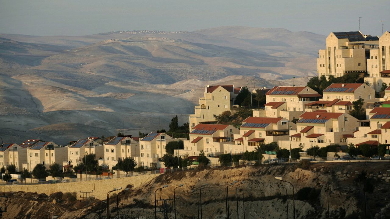 Une colonie israélienne à Maaleh Adumim, en Cisjordanie occupée (image d'illustration). [Emilio Morenatti - Keystone/AP Photo]