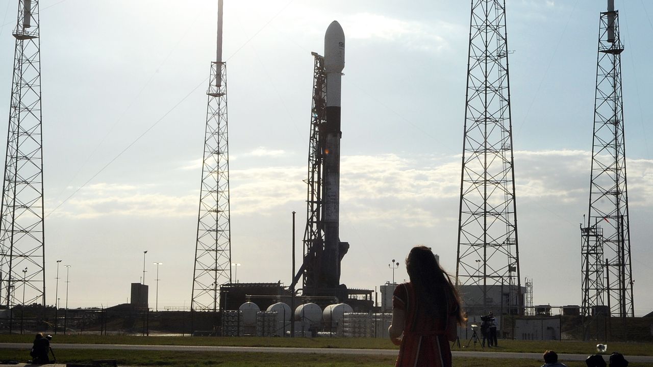 Une fusée Falcon 9 de SpaceX, qui transporte la première sonde israélienne à destination de la Lune, Bereshit. [Paul Hennessy - AFP]
