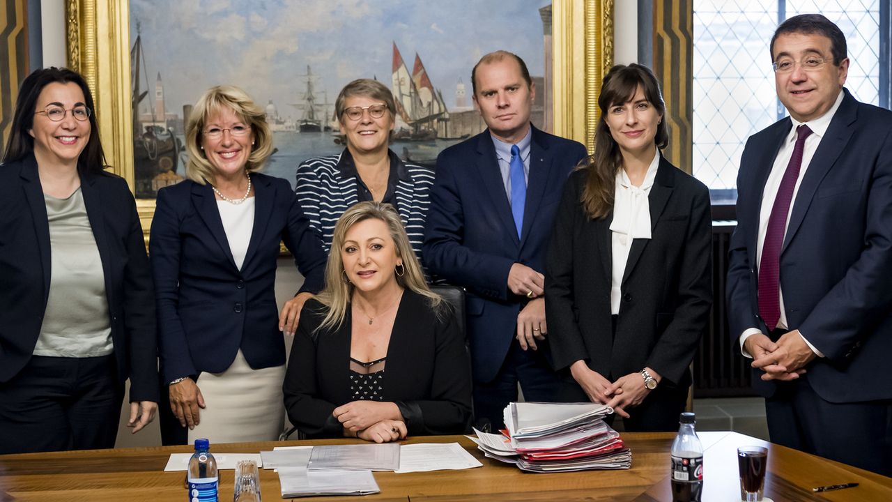 L'exécutif vaudois comporte cinq femmes depuis l'élection de Rebecca Ruiz. [Jean-Christophe Bott - Keystone]