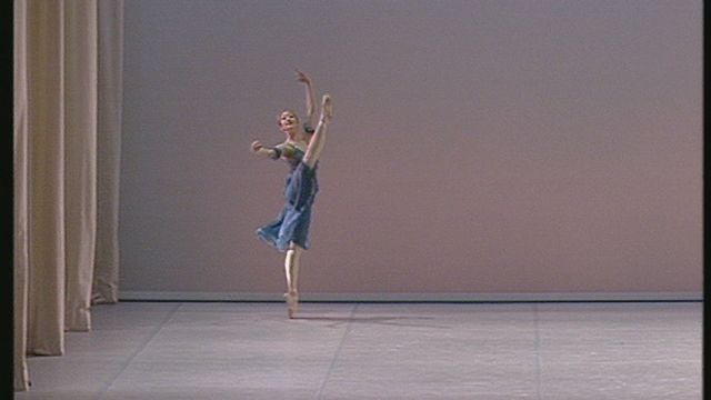 Ayako Kikuchi, danseuse Japon. Variation classique : Paquita : Le Corsaire. [RTS]