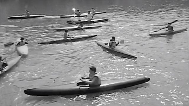 Le kayak sur rivière, un sport innovant en 1968. [RTS ]