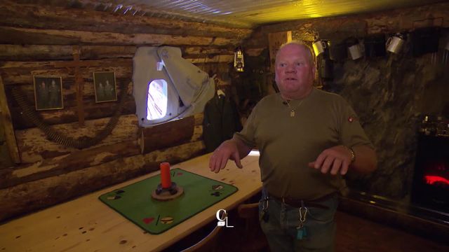 Un passionné d'armée a transformé un ancien bunker en un original lieu d'habitation. [RTS]