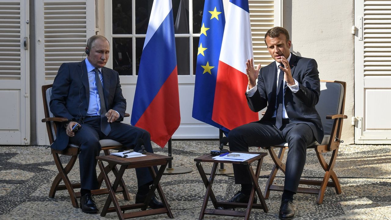 Vladimir Poutine et Emmanuel Macron se sont rencontrés le 19 août 2019.  [Gérard Julien - EPA/Pool Maxpp/Keystone]