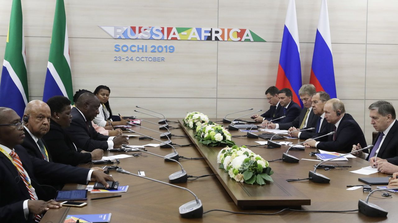 Le premier forum entre la Russie et l’Afrique se tient à Sotchi. [Mikhail Metzel - Kremlin Pool/Sputnik/EPA/Keystone]