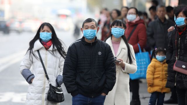 Le virus apparu en Chine serait transmissible entre humains. [Str - Keystone]