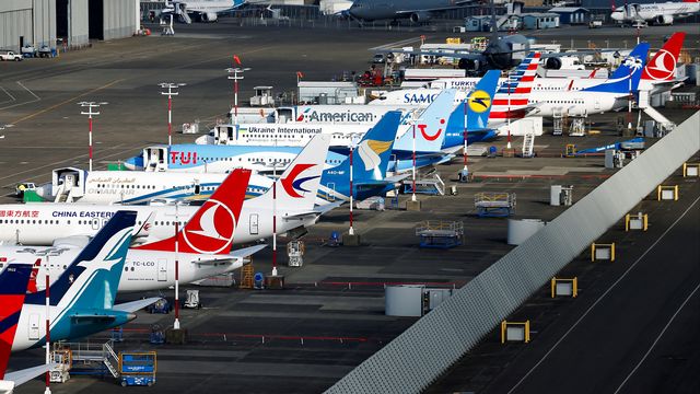 Plusieurs avions 737 MAX cloués au sol à l'aéroport de Seattle, aux Etats-Unis, en mars 2019. [Lindsey Wasson - Reuters]