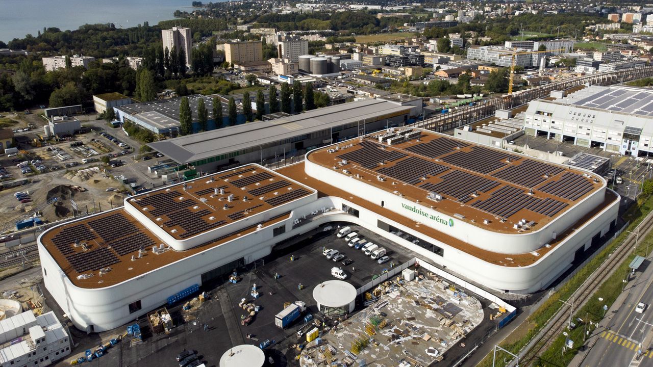 Vue du nouveau Centre sportif de Malley, à Lausanne, avec sa patinoire principale. [Keystone]
