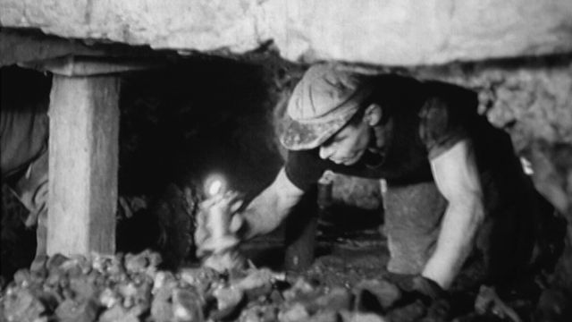 Mineur dans une mine de charbon en Suisse [RTS]