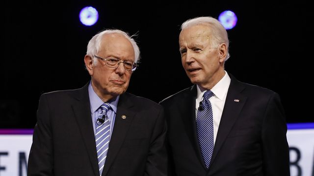 La course à l'investiture démocrate devrait se jouer entre Bernie Sanders et Joe Biden. [Matt Rourke - Keystone]