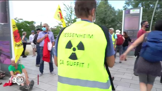 La centrale nucléaire française de Fessenheim mise à l'arrêt. [RTS]