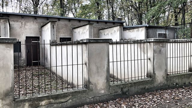 Ancien chenil du camp de concentration de Buchenwald. [TobiToaster - Wikimédia]