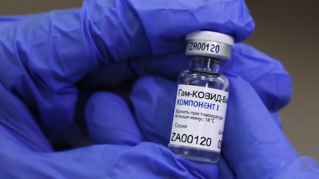 Une dose du vaccin russe Sputnik-V contre le Covid-19 [Maxim Shipenkov - Keystone/EPA]