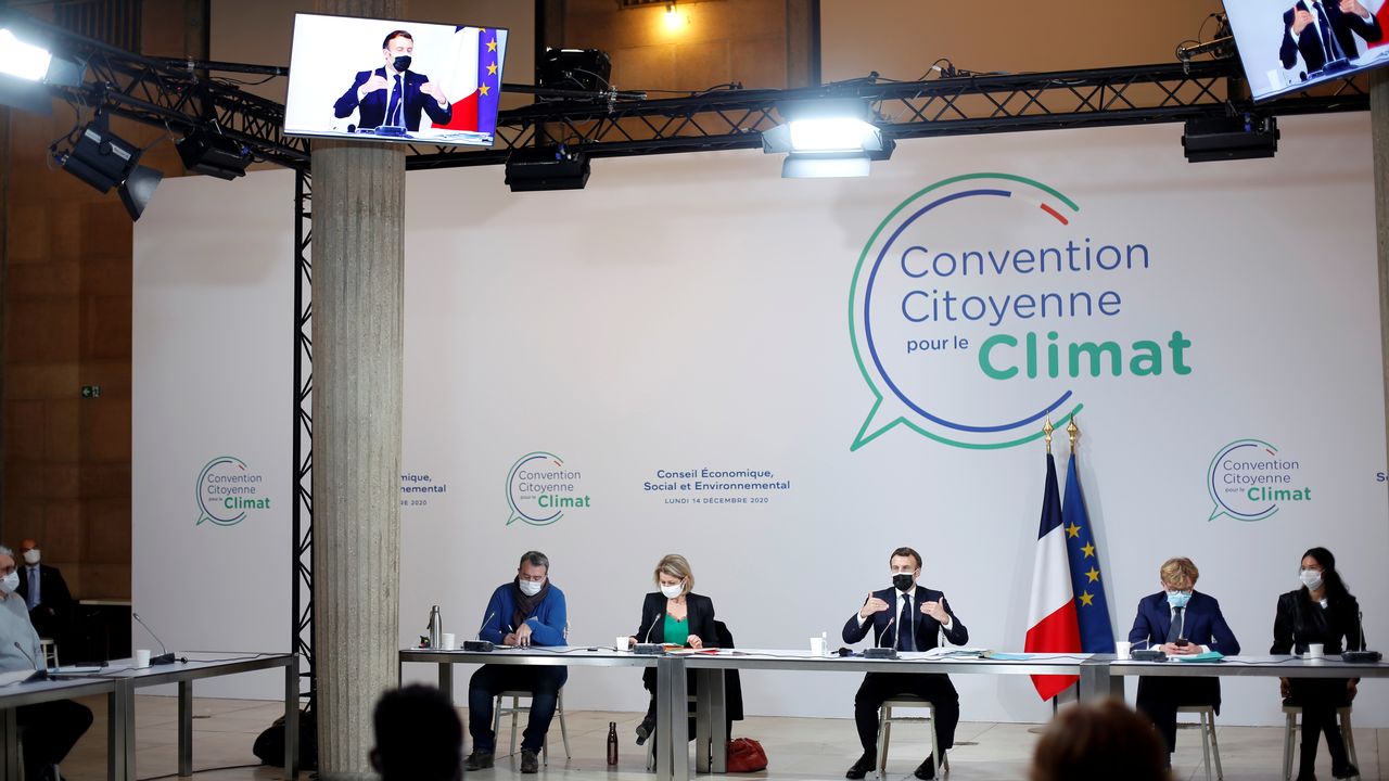 Le président français a ouvert la voie lundi à la tenue d'un référendum sur l'introduction de la défense de l'environnement dans la Constitution. [Thibault Camus - Reuters]