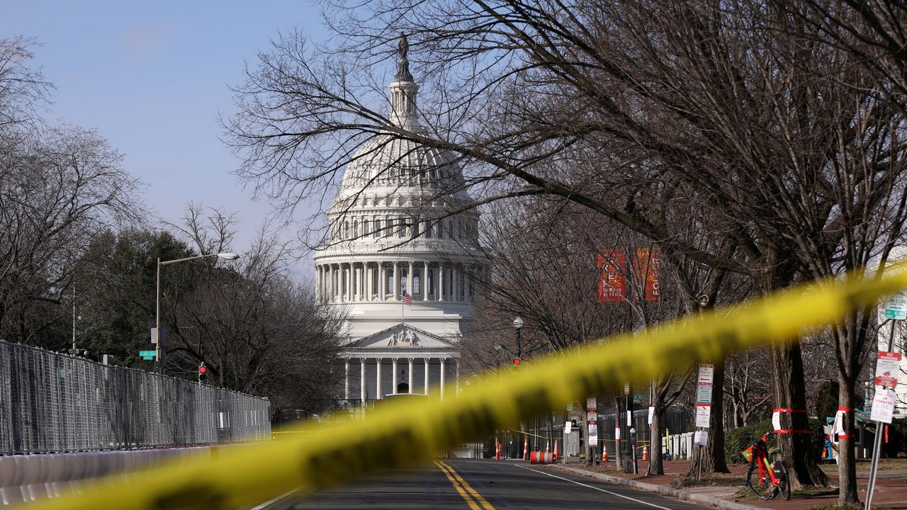 La sécurité du Capitole à Washington a présenté ses excuses pour certaines bévues qui ont permis l'assaut du bâtiment le 6 janvier. [Caitlin Ochs - Reuters]
