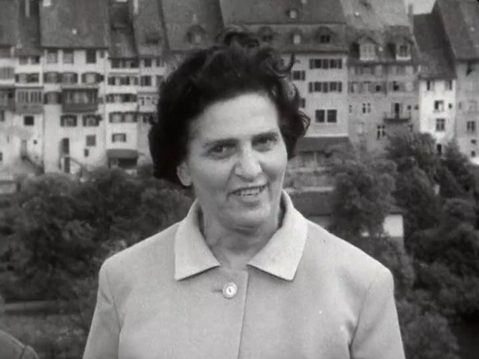 Lotti Ruckstuhl, présidente de l'Association suisse pour le suffrage féminin en 1964 [RTS]