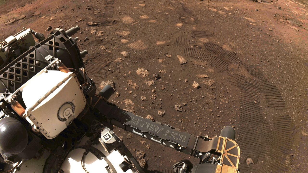 Le robot Perseverance a parcouru ses premiers mètres sur Mars. [NASA - AP]