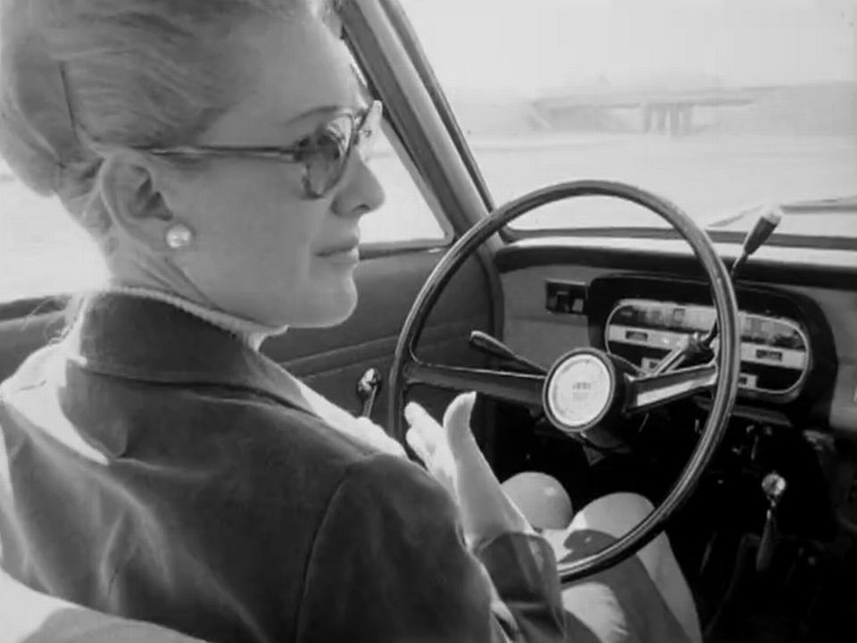La première leçon de conduite, Madame TV 1968. [RTS]