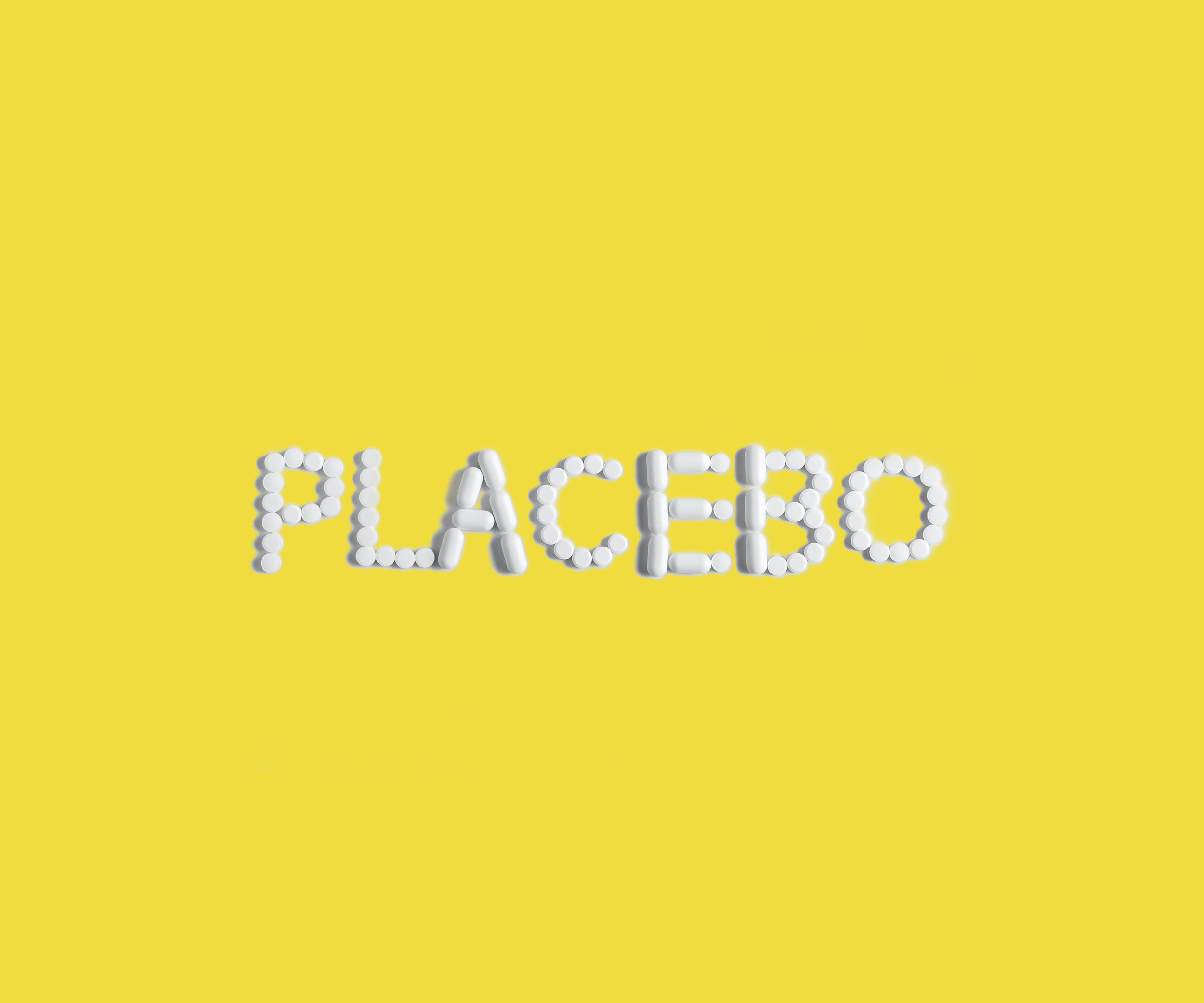 L'effet placebo est un procédé thérapeutique qui consiste à déclencher la guérison par l'utilisation d'une préparation dépourvue de tout principe actif.