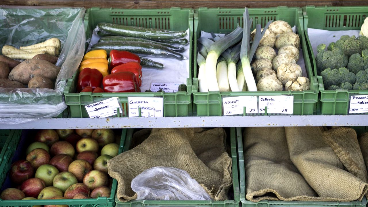 Les légumes font partie des produits bio préférés en Suisse. [Peter Schneider - Keystone]