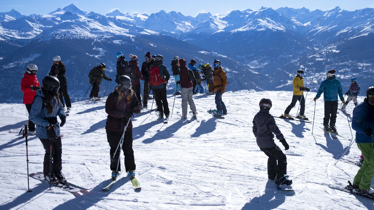 Sur les pistes de ski d'Anzère, 24 janvier 2021. [Laurent Gilliéron - Keystone]