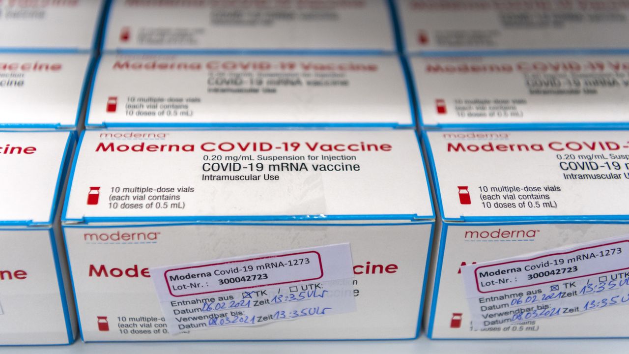 L'UE a modifié ses règles d'exportation pour les vaccins contre le Covid-19 il y a une semaine. [Georgios Kefalas - Keystone]