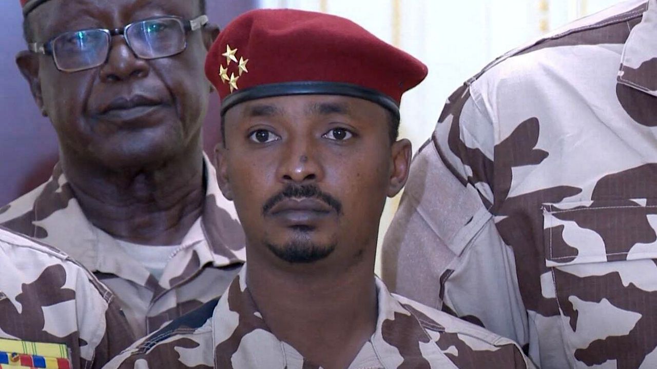 Mahamat Idriss Déby lors d'une apparition à la télévision tchadienne, 20.04.2021. [Présidence tchadienne - Anadolu Agency/AFP]