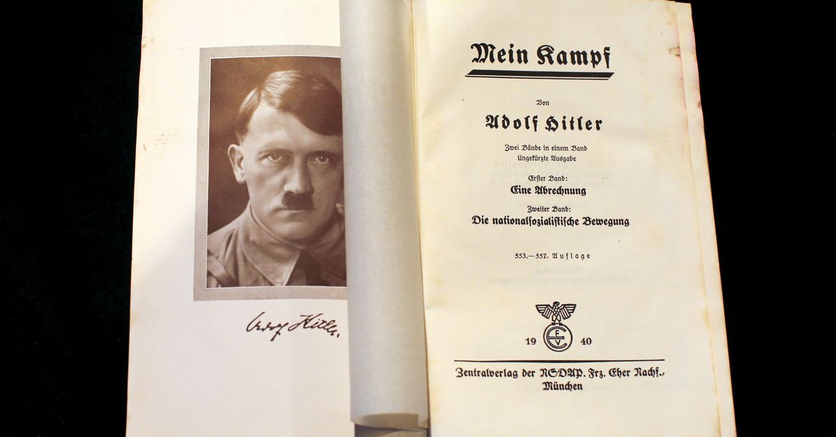 Le pamphlet Mein Kampf sera finalement réédité en France - rts