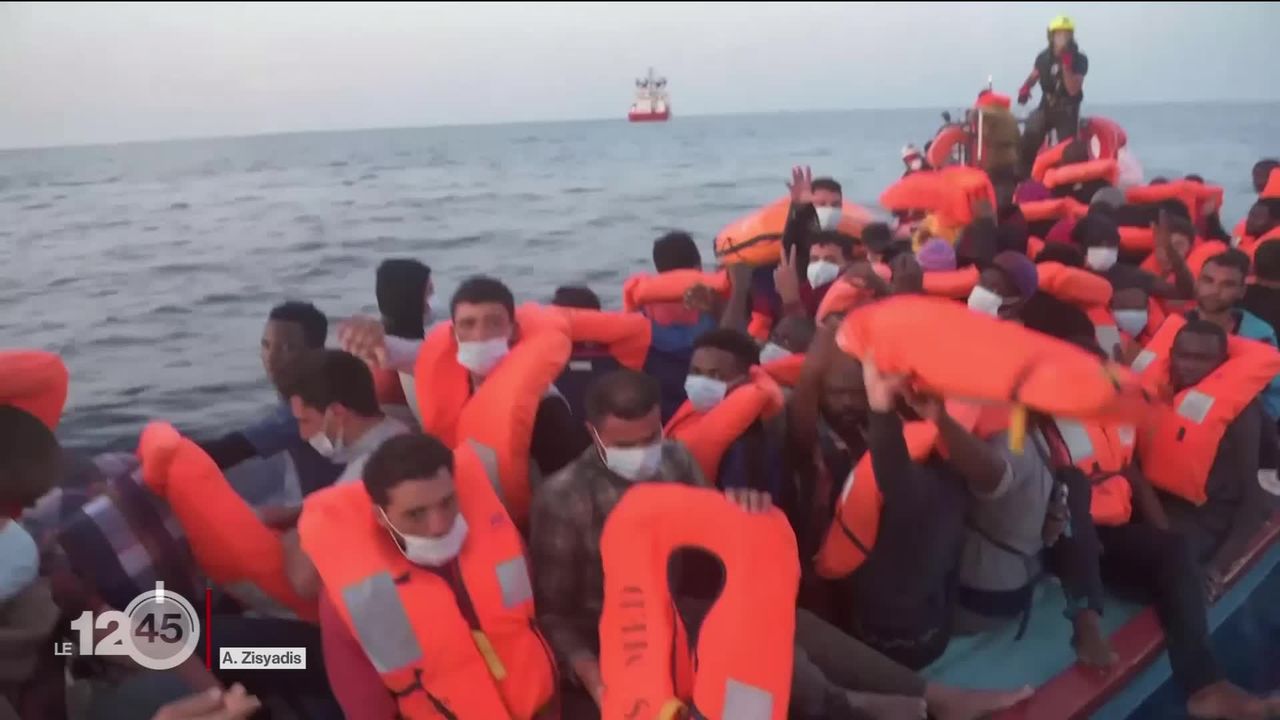 Le navire de sauvetage de migrants Ocean Viking cherche à nouveau un port d'accueil [RTS]