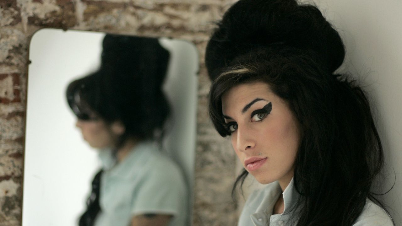 La chanteuse anglaise Amy Winehouse, ici à Londres le 16 février 2007. [Matt Dunham/AP Photo - Keystone]