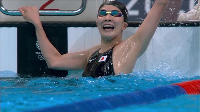 Natation, finale 200m 4 nages dames: Ohashi (JPN) crée la sensation à domicile ! [RTS]