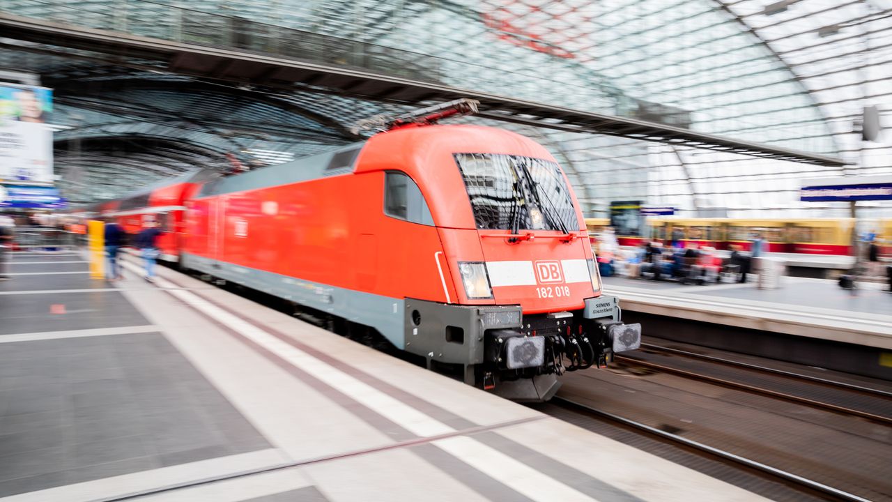 Le personnel de la Deutsche Bahn est en grève. [Christoph Soeder - Keystone]