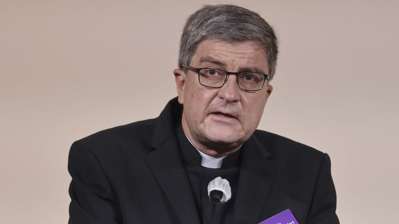 Mgr Eric de Moulins-Beaufort, président de la Conférence des évêques français et archevêque de Reims. Paris, le 5 octobre 2021. [Thomas Coex, Pool via AP - Keystone]