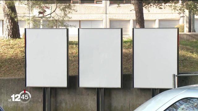 A Genève, il n'y aura plus d'affiches publicitaires dans la ville dès 2025. [RTS]