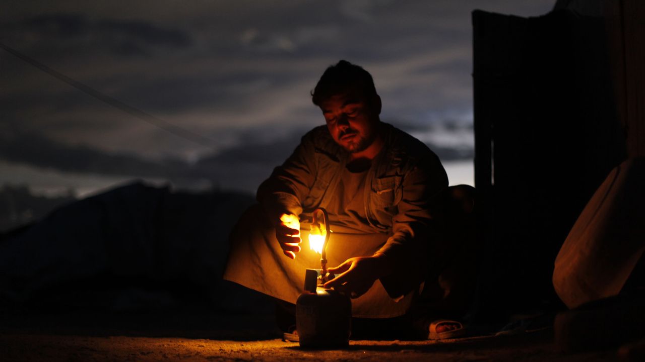 Déjà menacé de famine, l'Afghanistan risque de se retrouver aussi privé d'électricité. [Dar Yasin - AP]