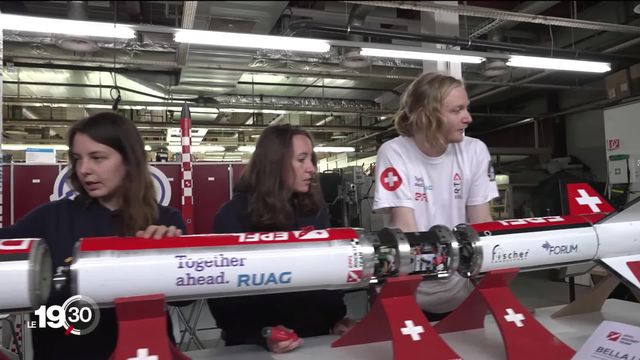 Des étudiants de l’EPFL ont construit le prototype de la meilleure fusée d’Europe. Un succès qui rappelle les compétences suisses en matière spatiale [RTS]
