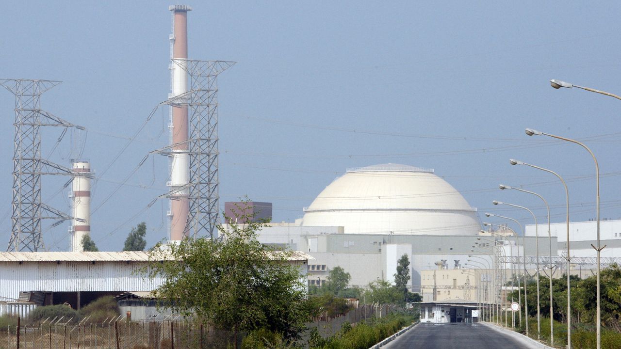 La centrale nucléaire de Bushehr, à l'extérieur de la ville de Bushehr, dans le sud de l'Iran, le 20 août 2010. [Vahid Salemi - AP Photo/Keystone]