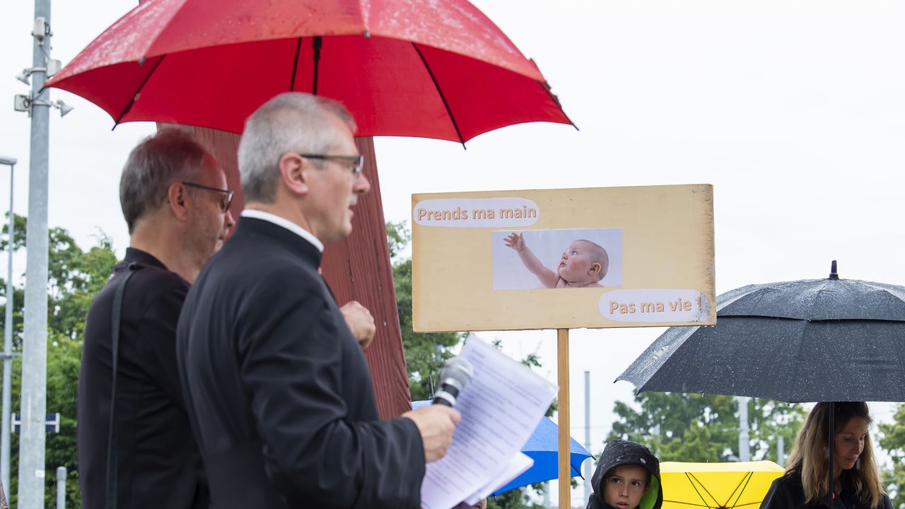 Deux initiatives veulent faire baisser le nombre d'avortements en Suisse. [Martial Trezzini - Keystone]