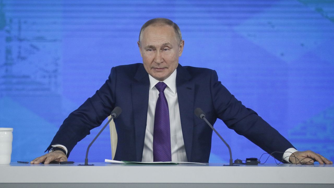 Vladimir Poutine lors de sa traditionnelle conférence de presse de fin d'année. [Yuri Kochetkov - EPA/Keystone]